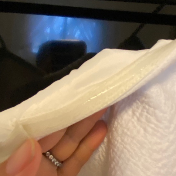 RW&Co peekaboo top - Picture 14 of 15